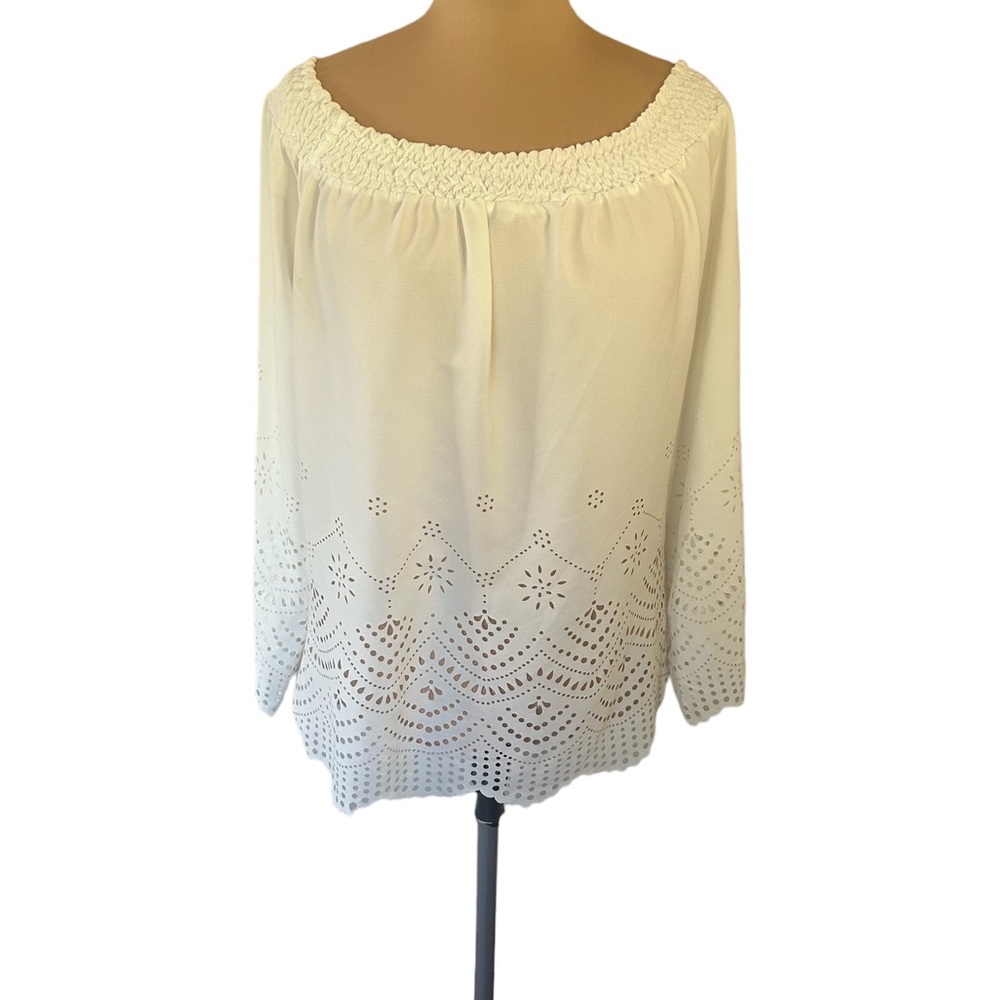 Lady Sol White eyelet off the shoulder blouse. Sz L   350